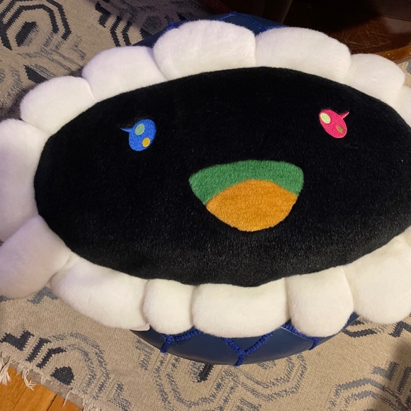 Takashi Murakami Downy-Flower Plush Pillow Black White Two-Sided With Tag - Picture 1 of 5
